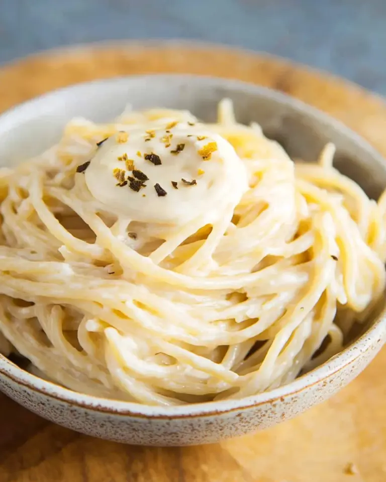 10-Minute Cream Cheese Pasta